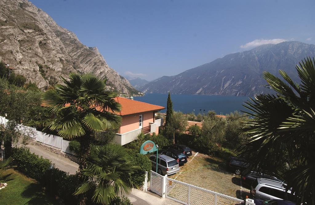 Residence La Madonnina Limone sul Garda Bagian luar foto