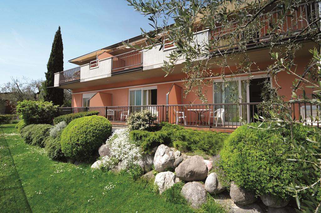 Residence La Madonnina Limone sul Garda Bagian luar foto